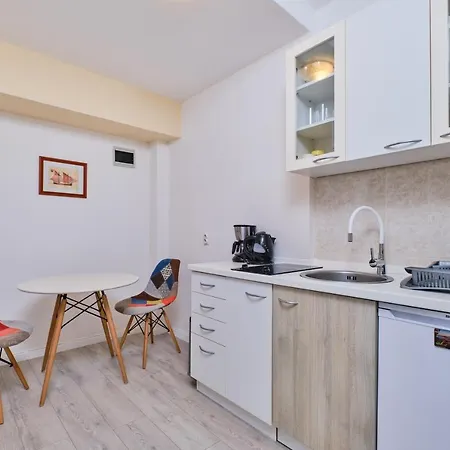 Apartment Ksenija 2 Mali Losinj